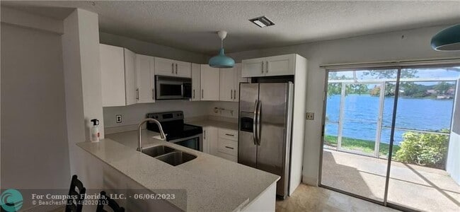 Photo - 2828 Edgehill Ln Rental