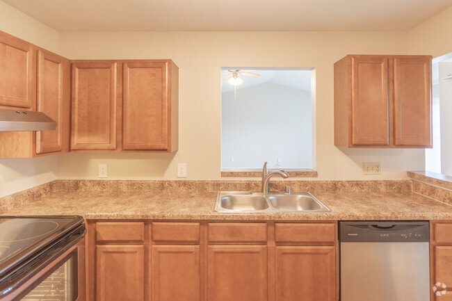 2BR, 1.5BA - 1,175 SF