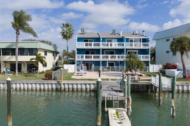 Photo - 11820 Capri Cir S