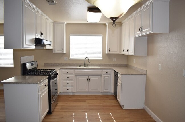 Photo - Rare Winters Home!