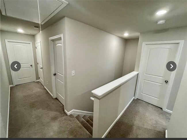 Photo - 219 Turner Ln