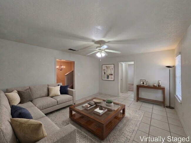 Photo - AVAILABLE NOW! Unit 5012 Heather Lane - B