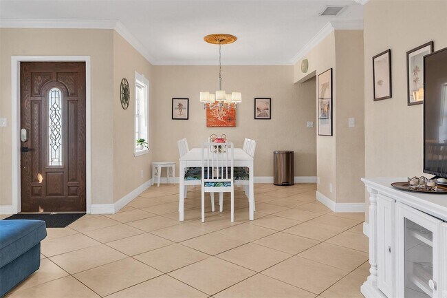 Photo - 3221 Seaward Dr