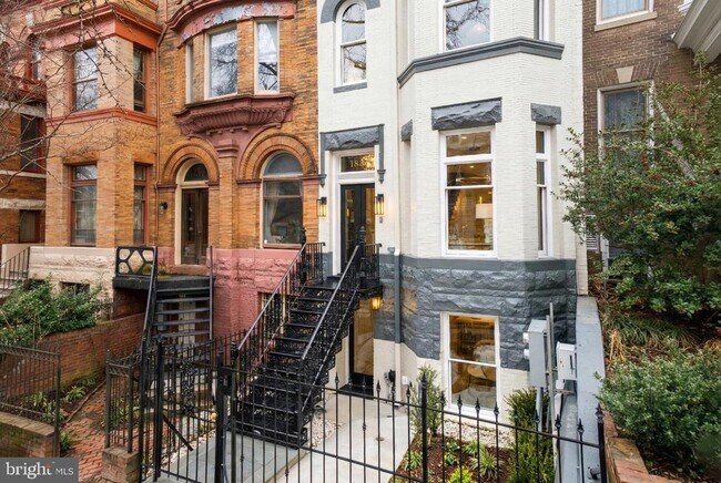 Photo - 1816 Belmont Rd NW