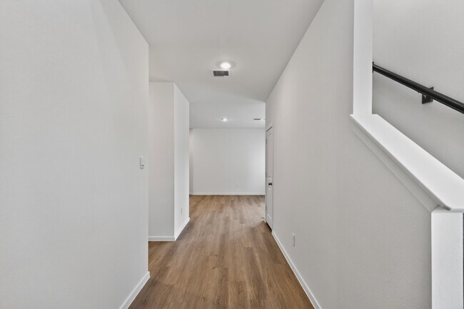 Photo - 3033 Brizzo Bch Ln