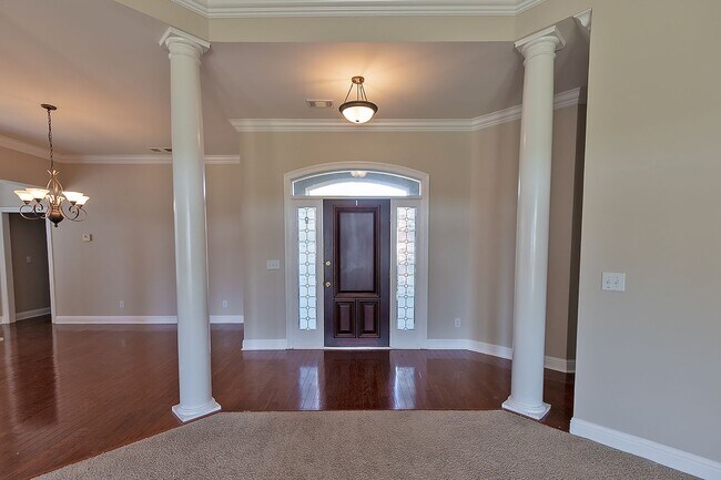 Photo - Home for Rent in Deer Creek!