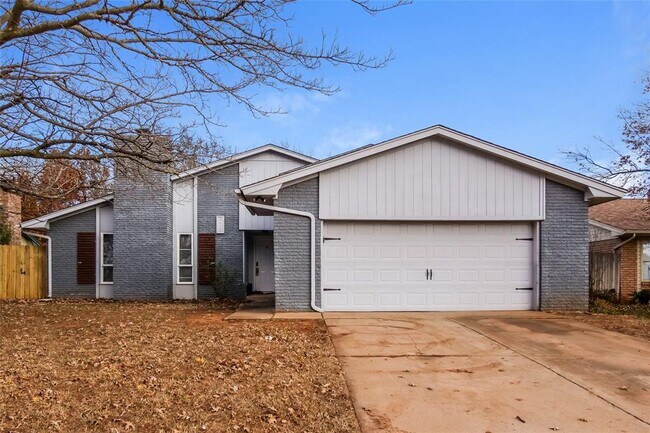 3412 Prairie Ave