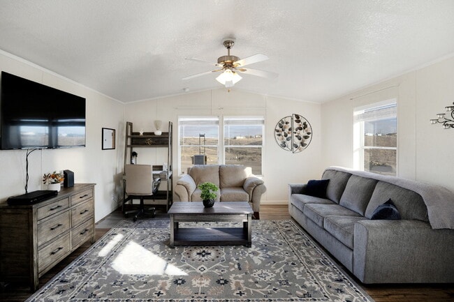 Building Photo - Modern 2-Bedroom, 2-Bath – Furnished Mobil... Unit 6 Rental