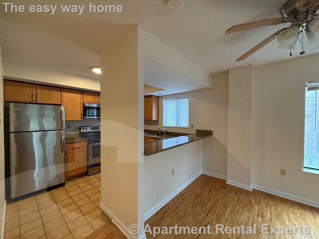 Photo - 345 Franklin St Unidad #308