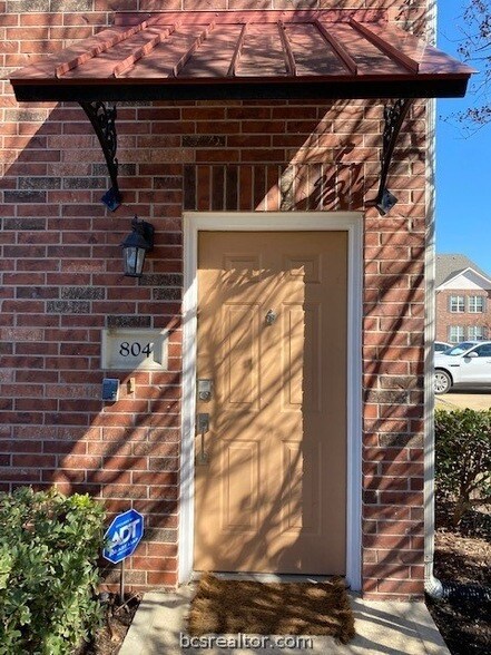 Photo - 801 Luther W St Unit 804