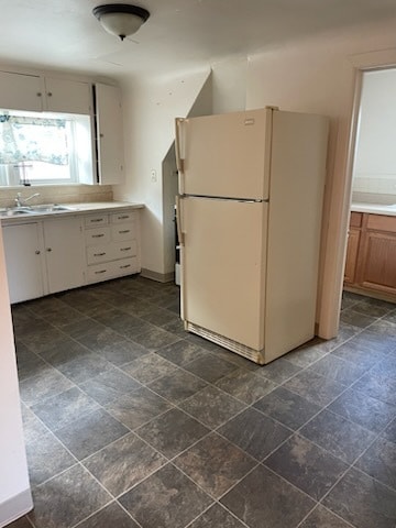 Kitchen - 150 S Kenwood St Unit 1