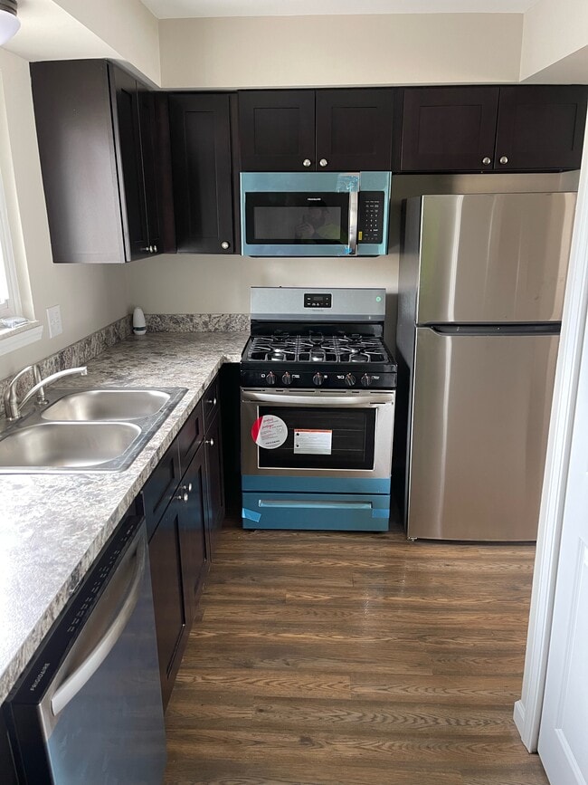 Photo - 45860 Cass Ave