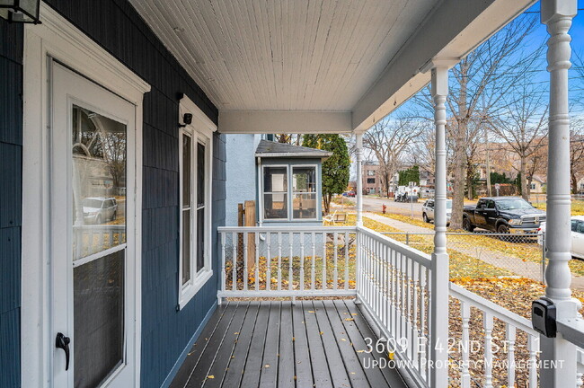 3609 E 42nd St Unit 1