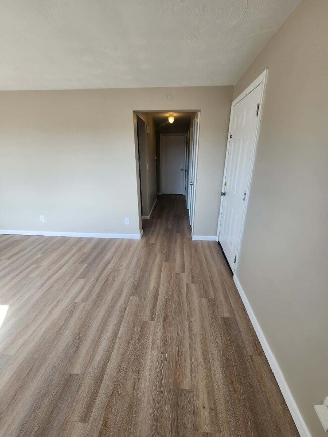 Photo - 1654 Abbott Rd