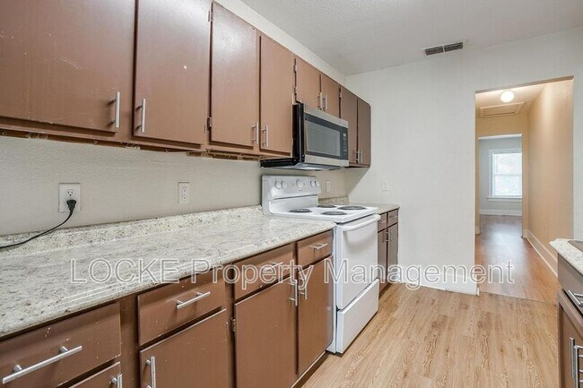 Photo - 1016 E Arlington Ave