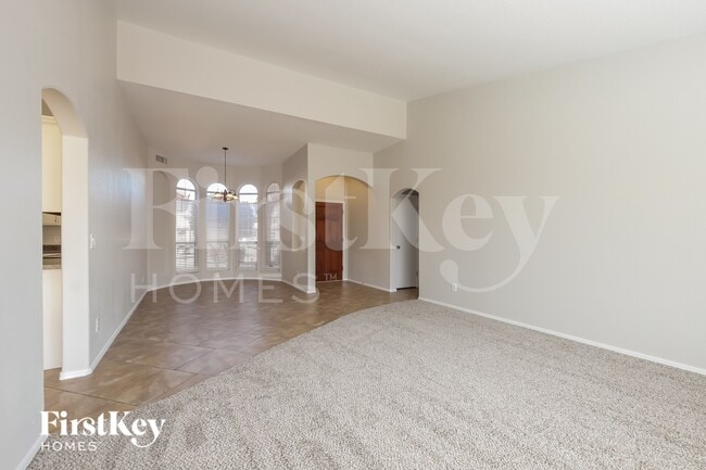 4117 W Park View Ln