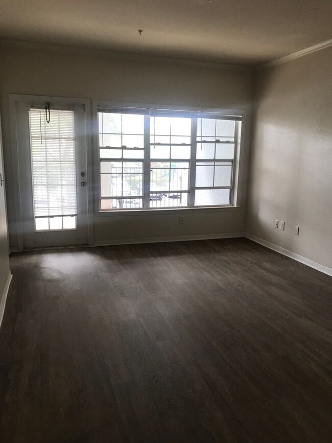 Photo - 3621CR#725(75) Unit 725