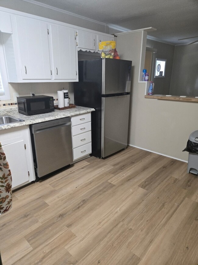 Photo - 3881 Hilton Ct