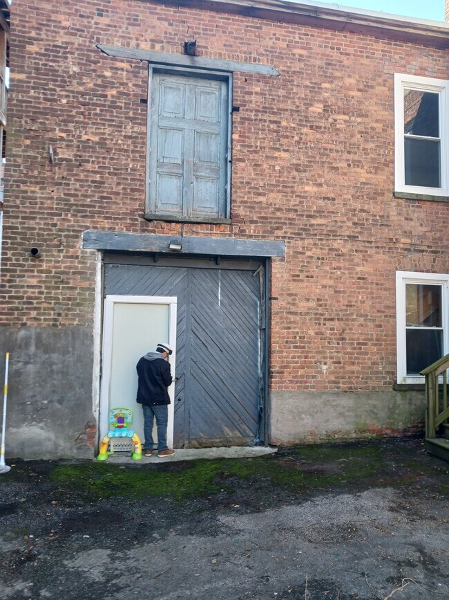 Photo - 7 S Clinton St Unidad Warehouse