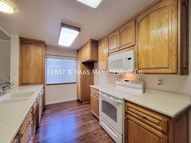 Photo - 12314 Ashworth Pl