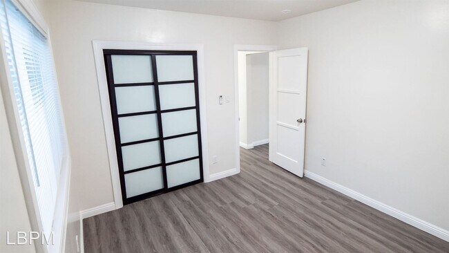 Photo - 1 br, 1 bath House - 1028 N Los Robles Ave