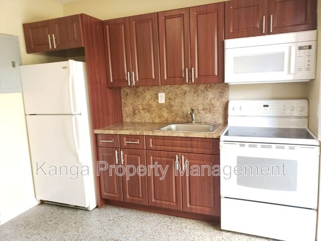 Photo - 3712 Henry Ave