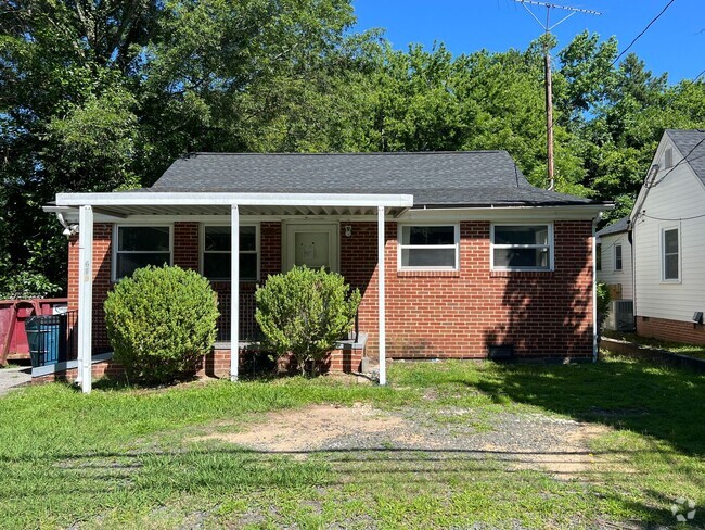 Building Photo - 3 Bedroom 1 Bath for rent Rental