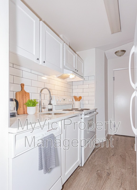 Photo - 3007-3035 35 St NW Unit One-Bedroom