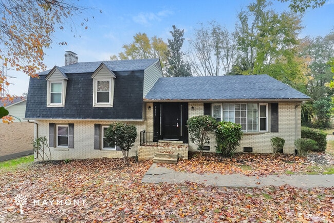 Building Photo - 1600 Sir Galahad Rd