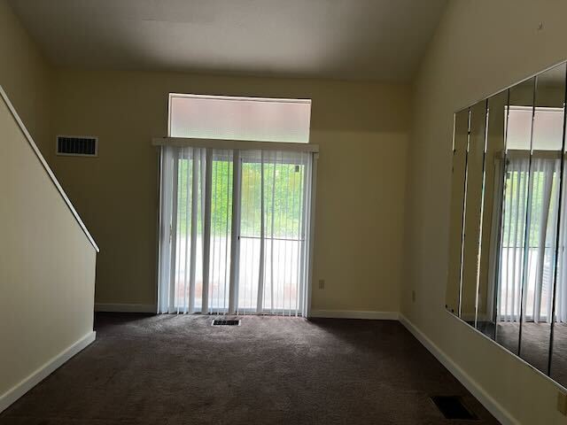 Building Photo - 1 Adams Cir Unit D