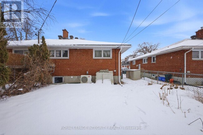 Photo - 1309 Highgate Rd