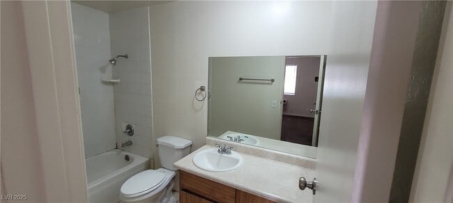 Building Photo - 4955 Jeffreys St Unit 703