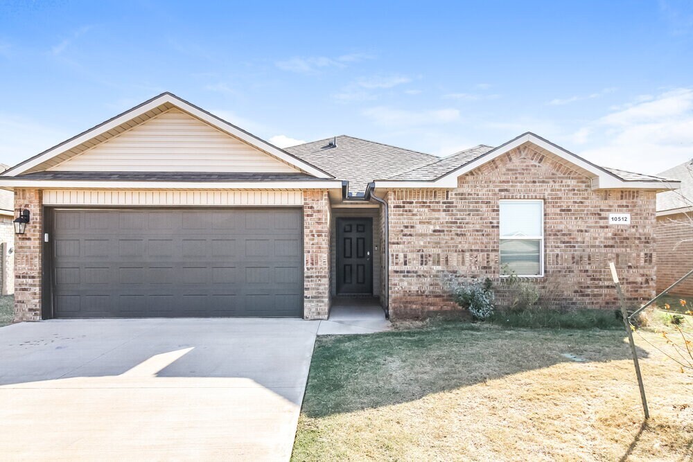 10512 SW 37th St House House Rental in Mustang, OK
