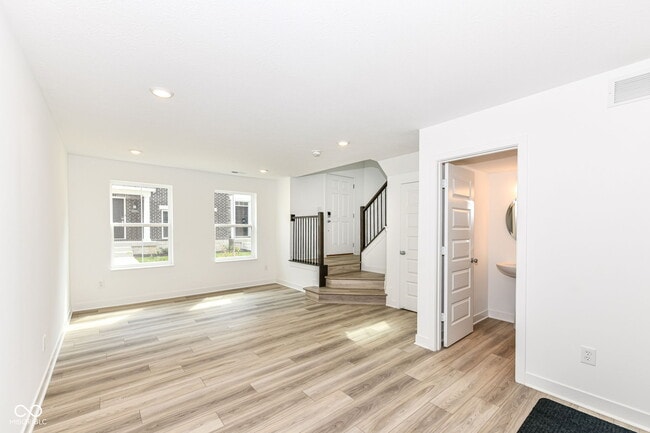 Photo - 9326 Somerford Dr