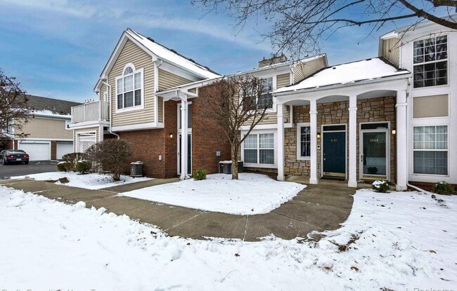 Building Photo - 4289 Berkshire Dr