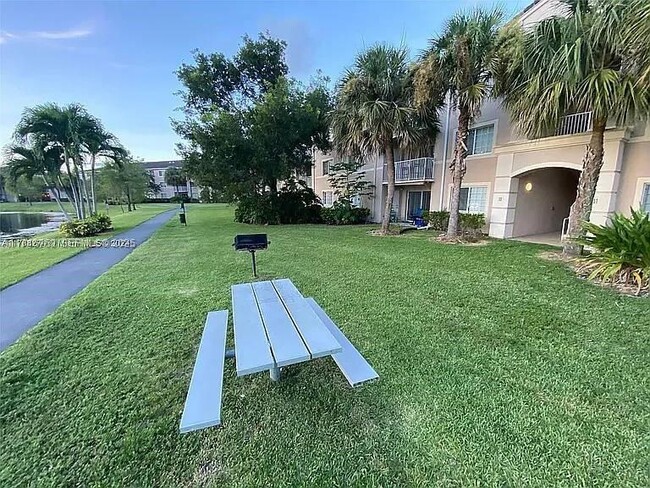 Photo - 5001 Wiles Rd Unit 101