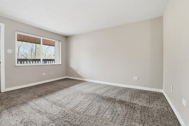Photo - $1,440.95, 2-bed, 1-bath Condo with Washer and Dryer. Unit 15