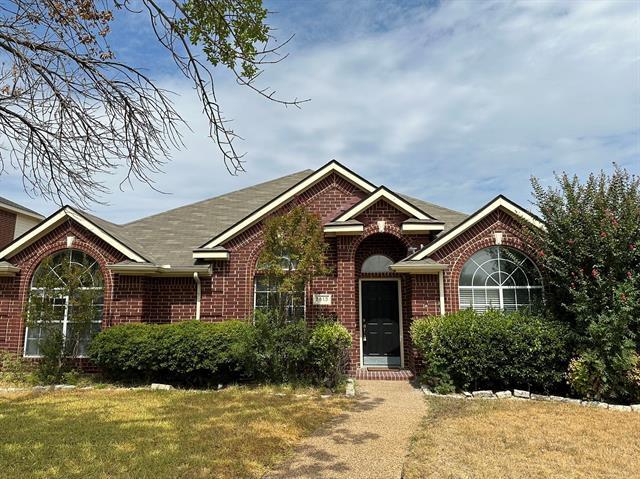 Building Photo - 2513 Plentywood Dr
