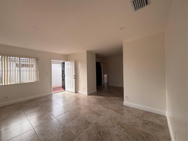 Photo - 1563 W 81st St Unit 1563