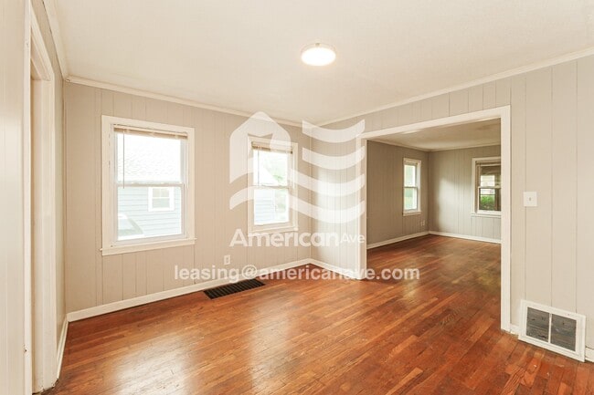 Photo - 5807 Olive St
