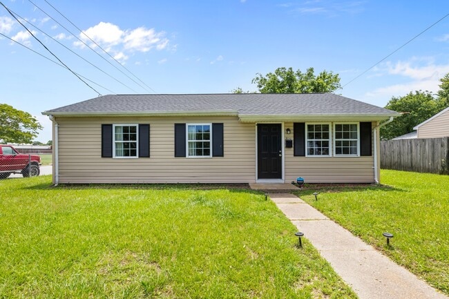 Photo - 2014 Somerville Dr Casa