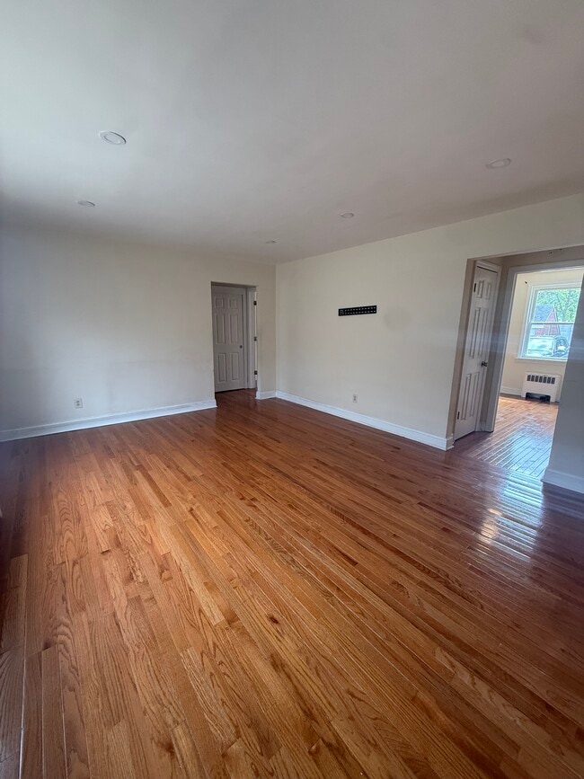 Photo - 935 Broad St Unit 13A