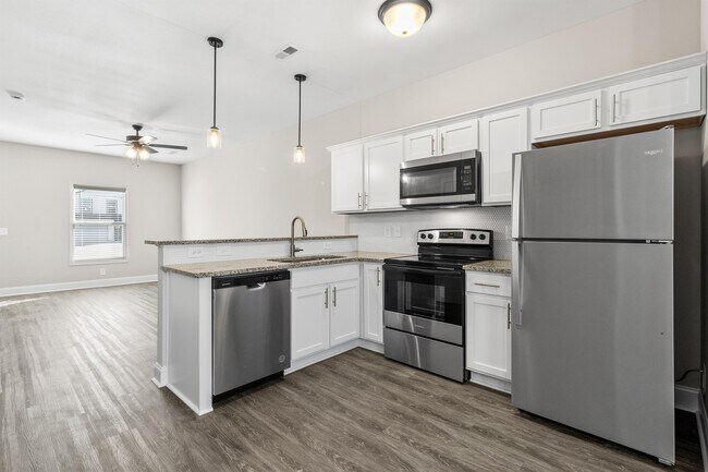 Photo - 203 Copeland Rd