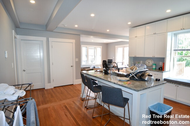 Photo - 6 South St Unit 2