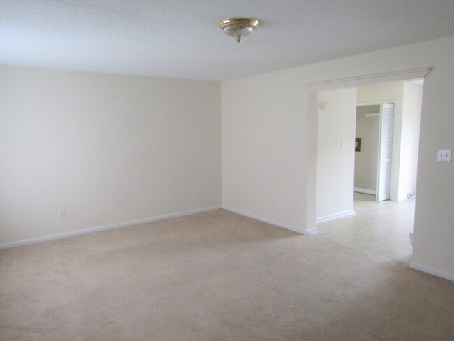 Photo - 150 Morristown Rd