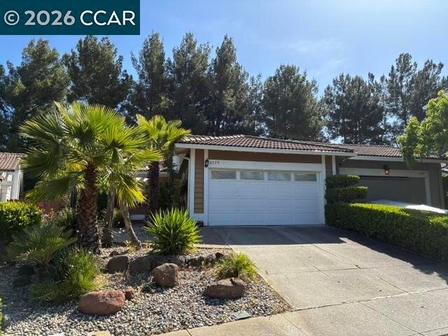 Building Photo - 5279 Grasswood Ct