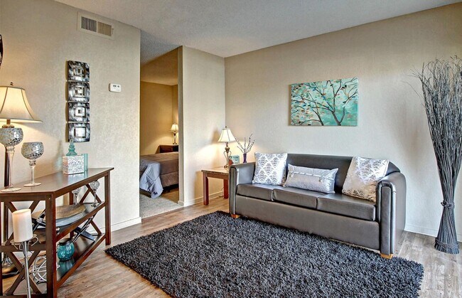 Photo - Sawmill Apartments