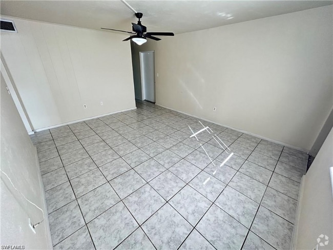 Building Photo - 2828 Jackson St Rental