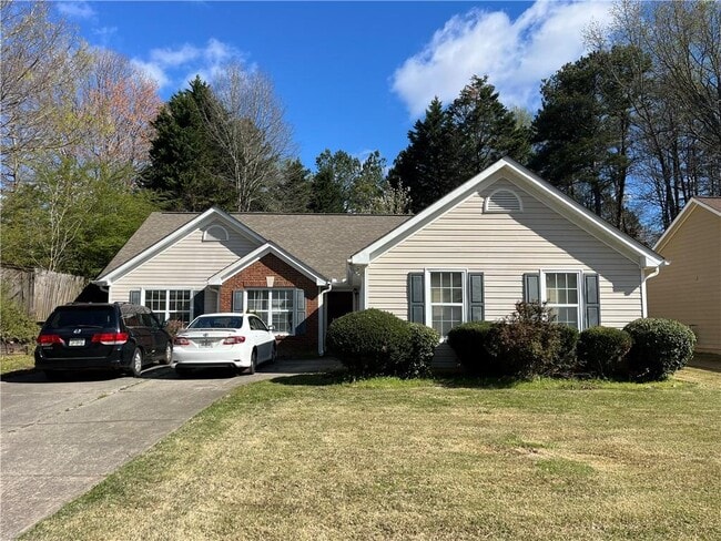 Photo - 678 Arbour Way