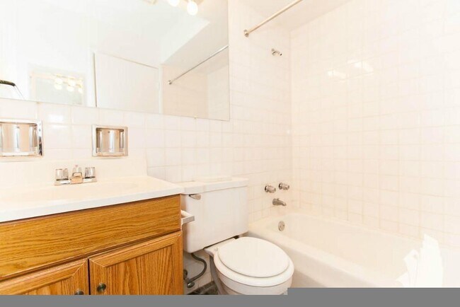 Photo - 540 W Roscoe St Unit 589